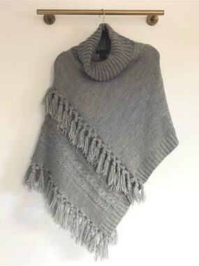 Steve Madden Heather Gray Knit Poncho Sweater Shrug Knot Fringe Cowl Neck